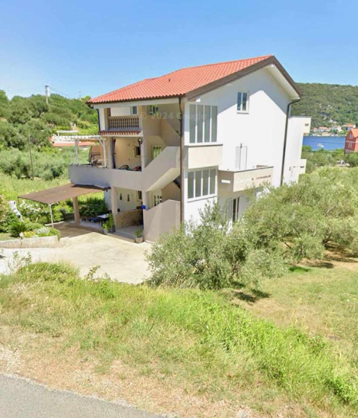 Apartments Rezek Supetarska Draga Extérieur photo